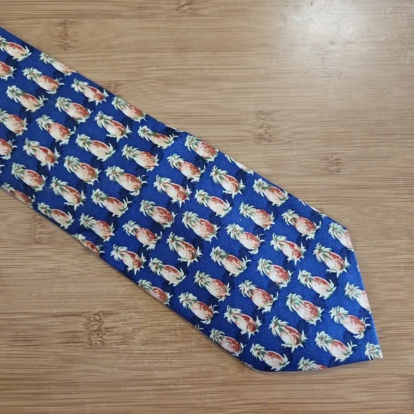 LAST CALL: Tommy Bahama Pineapple Tie - Picture 1 of 3